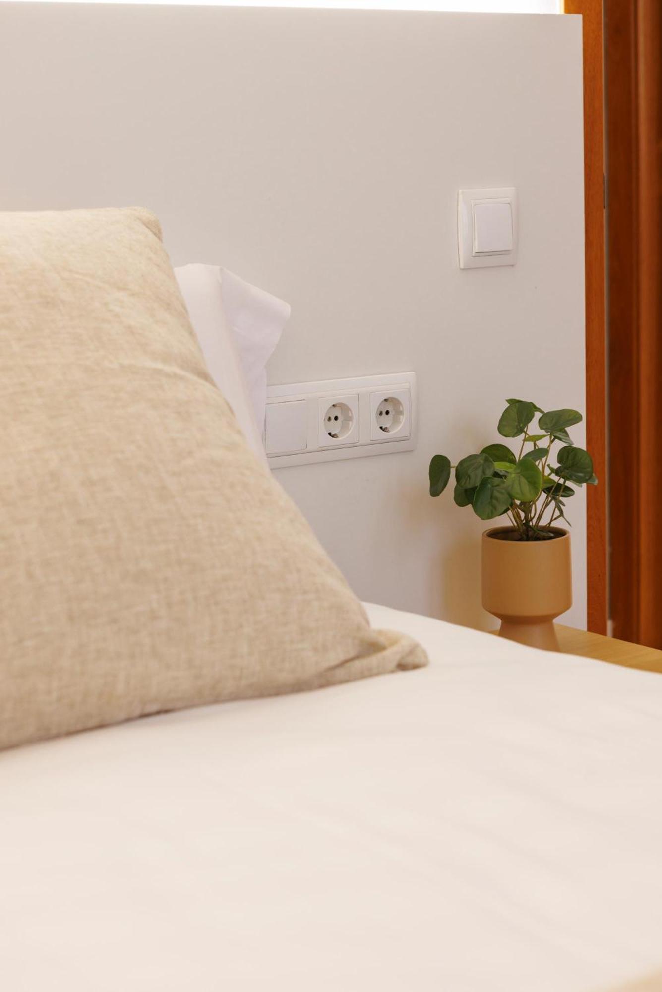 Bravissimo Catedral Apartment ชีโรนา ภายนอก รูปภาพ