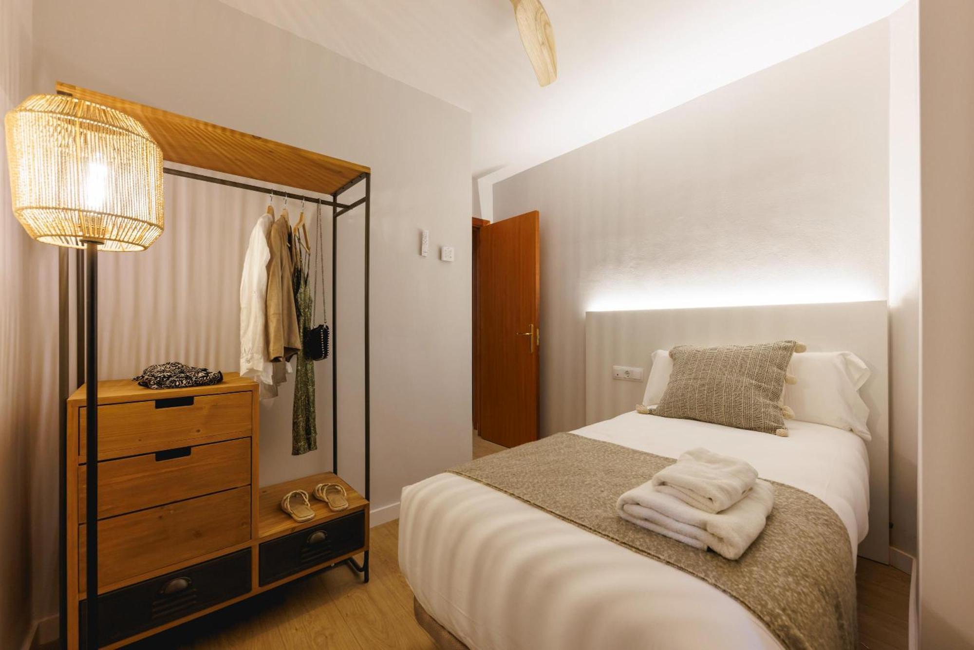 Bravissimo Catedral Apartment ชีโรนา ภายนอก รูปภาพ